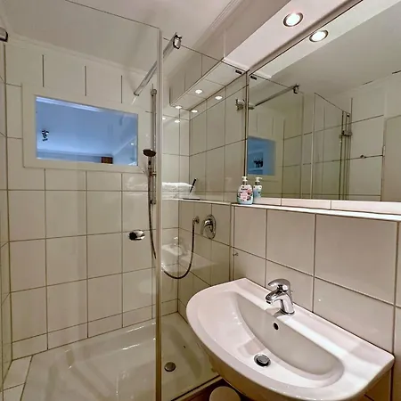 Metropol, Whg 5, Seeseite 1og Lägenhet *